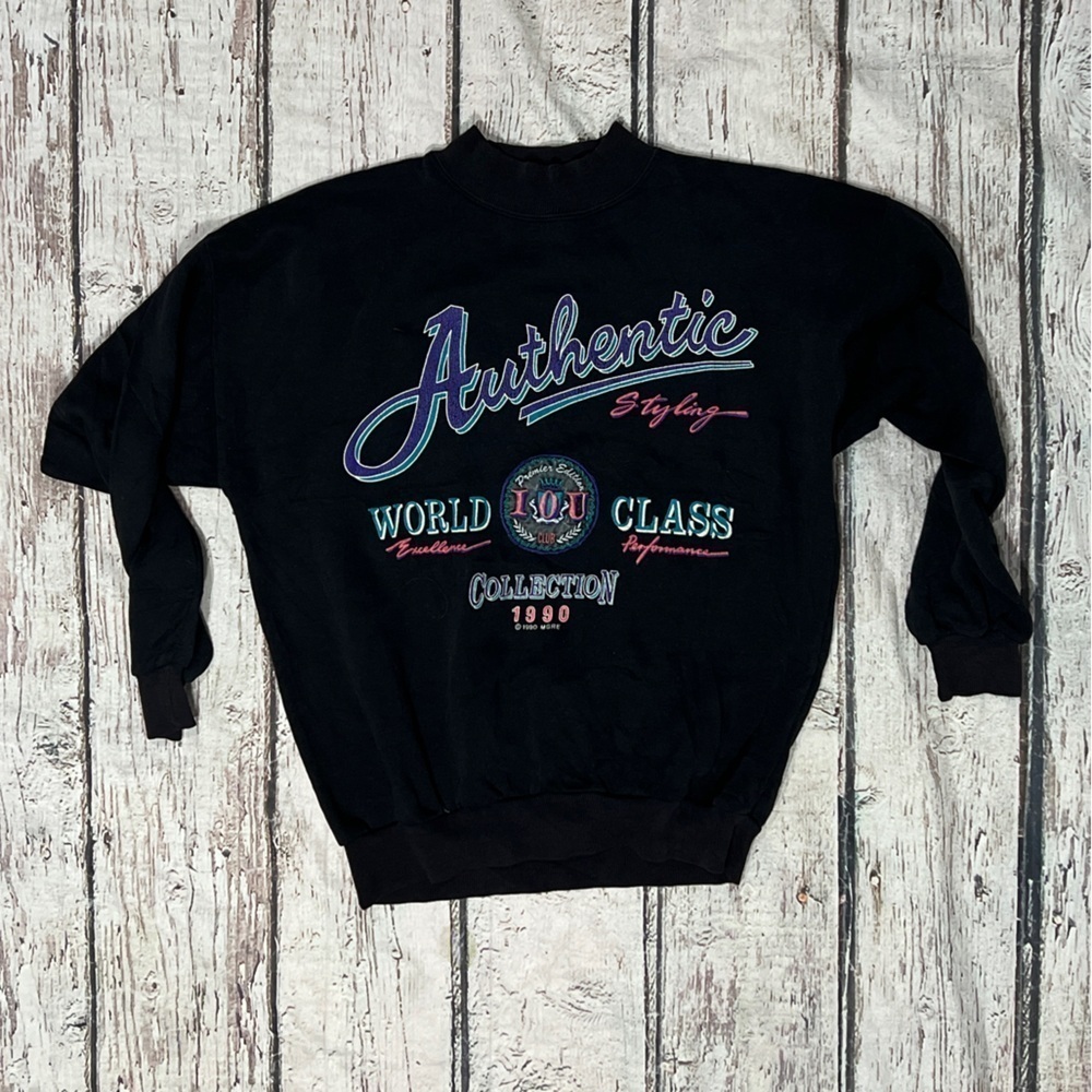 Vintage Authentic World Class Collection 1990 Crewneck Pullover Sweatshirt
